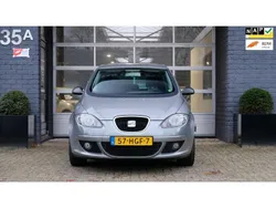 Grijs, metallic lak Gebruikt 2008 Seat Altea Style MPV | € 2.995 (Eerlijke prijs)