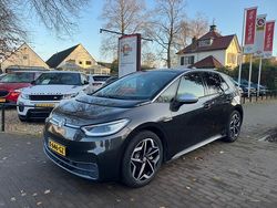 Grijs (metallic) Gebruikt 2020 VW ID.3 Hatchback | € 15.950 (Goede deal)