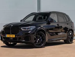 Zwart Gebruikt 2023 BMW X5 M Sport SUV | € 71.995 (Super prijs)