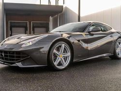Grijs, metallic lak Gebruikt 2015 Ferrari F12 Coupé | € 329.950