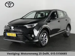 Zwart Gebruikt 2017 Toyota RAV4 SUV | € 22.400 (Iets duurder)