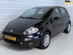 Zwart Gebruikt 2015 Fiat Punto Evo Hatchback | € 4.999 (Eerlijke prijs)