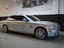 Zilver Gebruikt 2007 Jaguar XJ8 Sedan | € 19.950