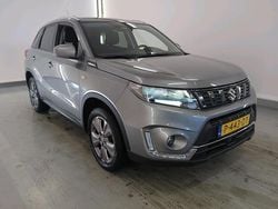 Grijs Gebruikt 2022 Suzuki Vitara SUV | € 22.950 (Eerlijke prijs)