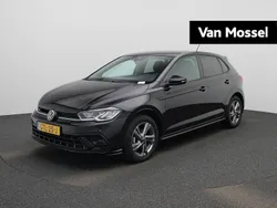 Zwart Gebruikt 2024 VW Polo R-line Hatchback | € 27.900 (Iets duurder)