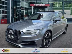 Grijs Gebruikt 2015 Audi A3 S-Line Hatchback | € 20.950
