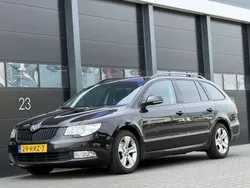 Zwart Gebruikt 2011 Skoda Superb GreenLine Stationwagen | € 3.950 (Eerlijke prijs)