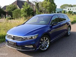 Blauw Gebruikt 2020 VW Passat R-line Stationwagen | € 38.995