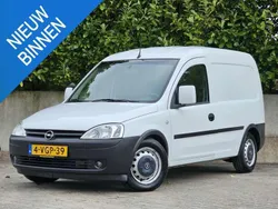Wit Gebruikt 2005 Opel Combo MPV | € 2.990 (Duur)