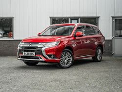 Rood Gebruikt 2020 Mitsubishi Outlander P-HEV Intense SUV | € 19.700 (Goede deal)