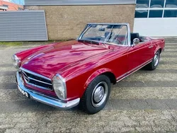 Rood Gebruikt 1966 Mercedes 230 Cabriolet | € 39.500