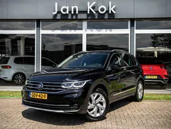 Zwart Gebruikt 2021 VW Tiguan Elegance SUV | € 31.895 (Eerlijke prijs)