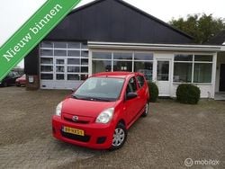 Rood Gebruikt 2009 Daihatsu Cuore Hatchback | € 1.995 (Eerlijke prijs)