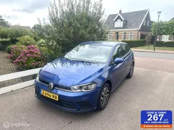 Blauw Gebruikt 2022 VW Polo Business Hatchback | € 19.950 (Eerlijke prijs)