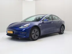 Blauw Gebruikt 2020 Tesla Model 3 Long Range Sedan | € 23.900 (Goede deal)