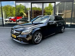 Zwart, metallic lak Gebruikt 2018 Mercedes C180 AMG Stationwagen | € 27.900 (Duur)
