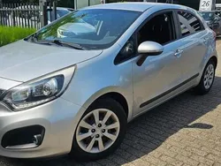 Grijs Gebruikt 2012 Kia Rio Hatchback | € 3.950 (Eerlijke prijs)