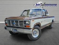 Bruin Gebruikt 1984 Ford F250 XLT Van | € 44.950