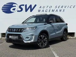 Blauw, metallic lak Gebruikt 2022 Suzuki Vitara Style SUV | € 26.450 (Eerlijke prijs)