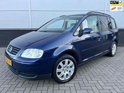 Blauw Gebruikt 2005 VW Touran MPV | € 3.500 (Duur)