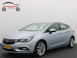 Blauw Gebruikt 2017 Opel Astra Innovation Hatchback | € 14.183 (Eerlijke prijs)