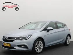 Blauw Gebruikt 2017 Opel Astra Innovation Hatchback | € 14.183 (Eerlijke prijs)
