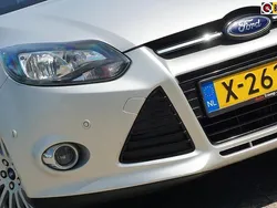 Grijs, metallic lak Gebruikt 2012 Ford Focus Titanium Stationwagen | € 4.725 (Goede deal)