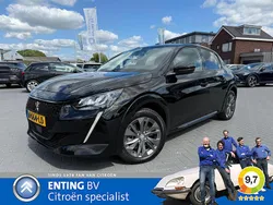 Zwart Gebruikt 2021 Peugeot e-208 Allure Hatchback | € 14.900 (Eerlijke prijs)