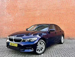 Blauw Gebruikt 2022 BMW 320e Sedan | € 25.995