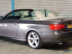 Bruin Gebruikt 2011 BMW 320 Cabriolet Executive Cabriolet | € 13.000 (Eerlijke prijs)