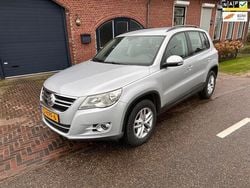 Grijs Gebruikt 2010 VW Tiguan Comfortline SUV | € 5.500 (Goede deal)