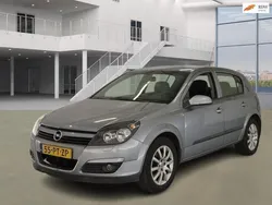 Grijs Gebruikt 2004 Opel Astra Enjoy Hatchback | € 1.750 (Eerlijke prijs)