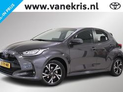 Grijs Gebruikt 2024 Toyota Yaris Hybrid Edition Hatchback | € 24.745 (Eerlijke prijs)
