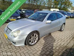 Grijs Gebruikt 2004 Mercedes C220 Coupé | € 1.599 (Super prijs)