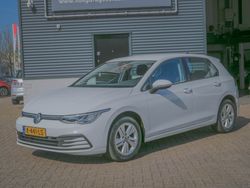 Wit Gebruikt 2021 VW Golf VIII Hatchback | € 18.750 (Goede deal)