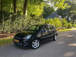 Zwart Gebruikt 2007 Ford Fiesta Futura Hatchback | € 1.599 (Eerlijke prijs)