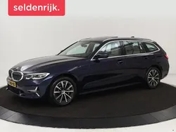 Blauw Gebruikt 2020 BMW 330 Luxury Line Stationwagen | € 24.400 (Goede deal)