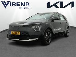 Grijs (metallic) Gebruikt 2022 Kia e-Niro SUV | € 26.950 (Super prijs)