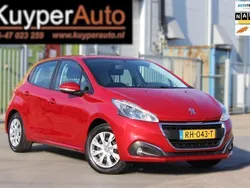 Rood Gebruikt 2017 Peugeot 208 Hatchback | € 7.999 (Eerlijke prijs)