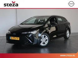 Zwart Gebruikt 2022 Toyota Corolla Active Stationwagen | € 20.949 (Eerlijke prijs)
