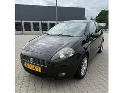 Zwart Gebruikt 2008 Fiat Grande Punto Dynamic Hatchback | € 2.350 (Eerlijke prijs)