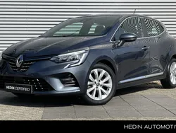 Grijs Gebruikt 2022 Renault Clio V Intens Hatchback | € 15.495 (Eerlijke prijs)
