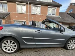 Zilver Gebruikt 2008 Peugeot 207 CC Cabriolet | € 3.250 (Eerlijke prijs)