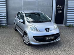 Zilver Gebruikt 2006 Peugeot 107 Hatchback | € 3.120 (Iets duurder)