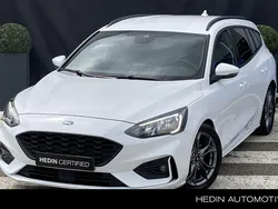 Wit Gebruikt 2019 Ford Focus ST-Line Stationwagen | € 16.945 (Eerlijke prijs)