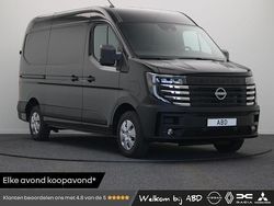 Zwart Nieuw 2025 Nissan Interstar Van | € 47.030