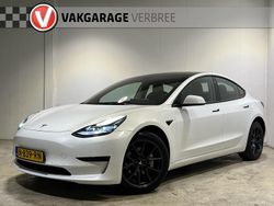 Wit Gebruikt 2021 Tesla Model 3 Standard Range Sedan | € 22.940 (Eerlijke prijs)