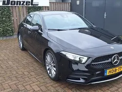 Zwart Gebruikt 2020 Mercedes A180 AMG Sedan | € 26.795 (Eerlijke prijs)