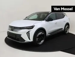 Blanc nacré + dakkleur noir étoilé (wit mica) Nieuw 2024 Renault Scénic Iconic MPV | € 51.290 (Eerlijke prijs)