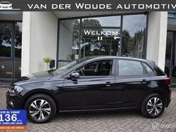 Zwart Gebruikt 2020 VW Polo Comfortline Hatchback | € 9.999 (Goede deal)